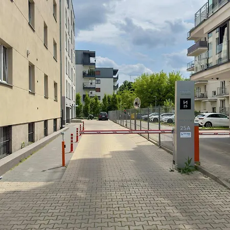 Apartment With Parking In Wilda Near Mtp By Renters *